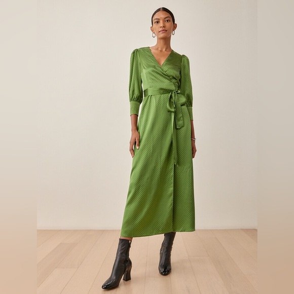Reformation Dresses & Skirts - NWT 100% silk reformation Merrick wrap dress